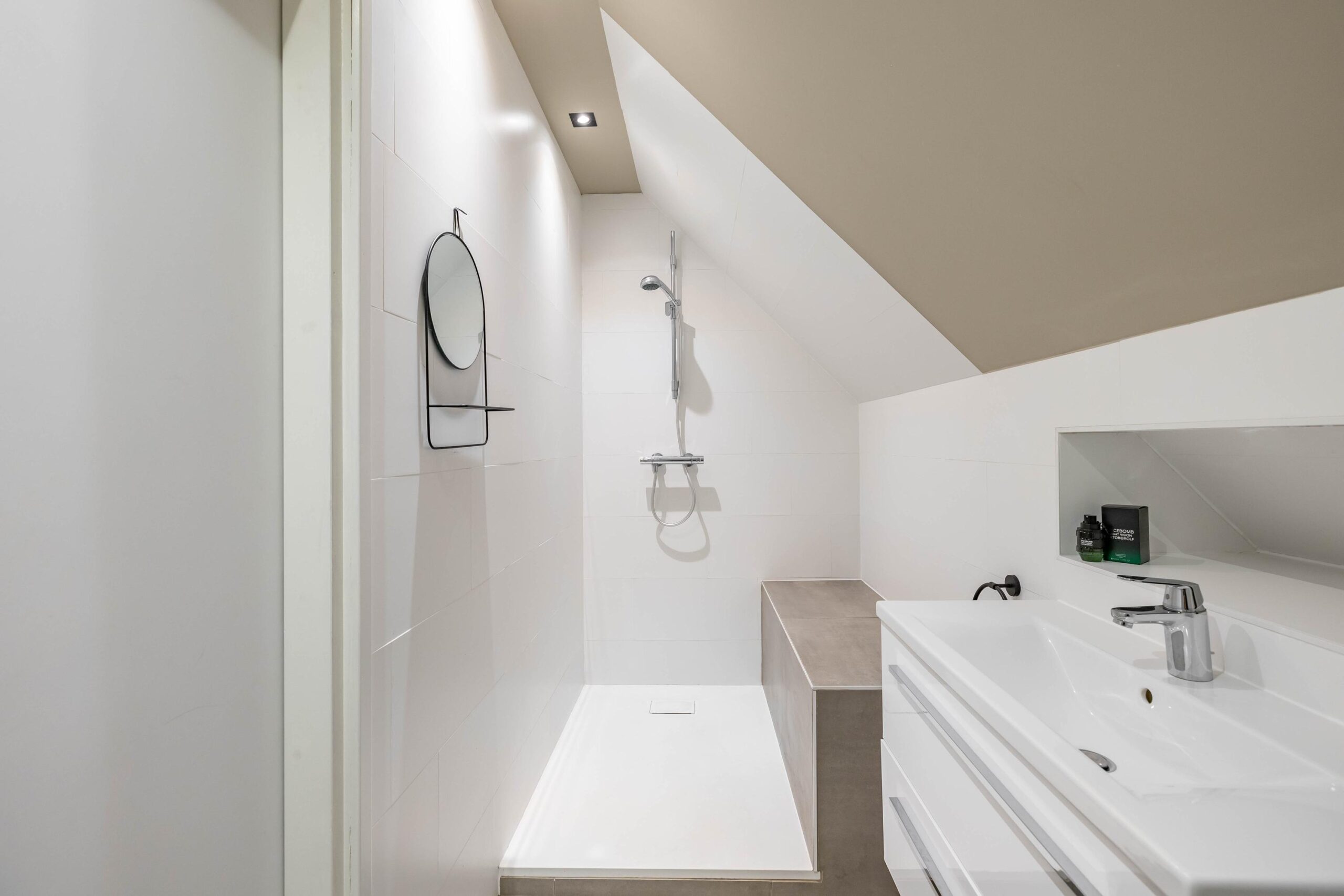 Brandrood 29 - Gallery item 63