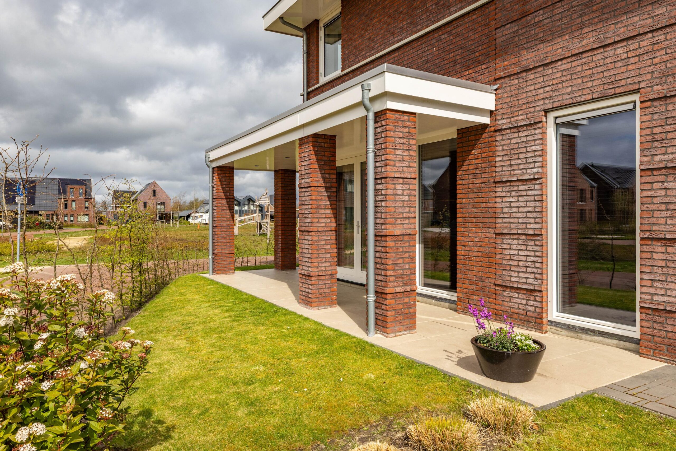 Brandrood 29 - Gallery item 41