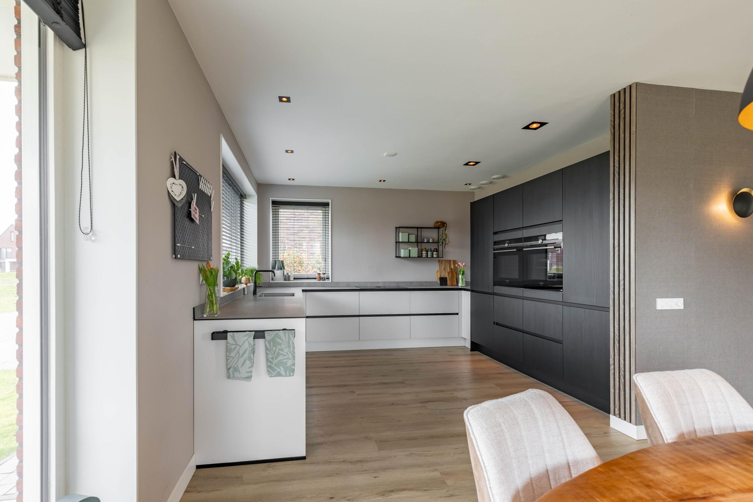 Brandrood 29 - Gallery item 2