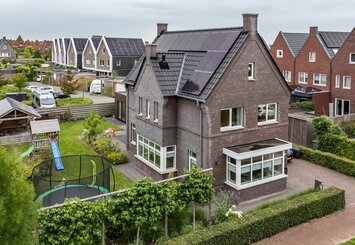 Oude Merenweg 10 Oude Merenweg 10