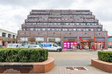 Veenlustplein 1 11 Veenlustplein 1 11