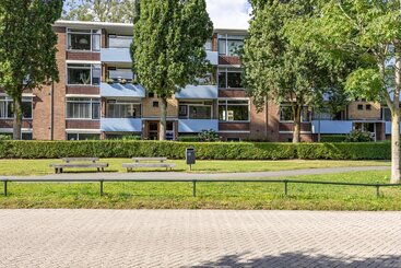 Jacob van Ruysdaelstraat 15 Jacob van Ruysdaelstraat 15